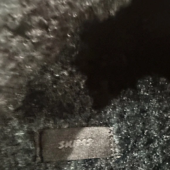 Skims Cozy green and black plaid house shoes. Size 40 US 9/10 - Picture 4 of 4